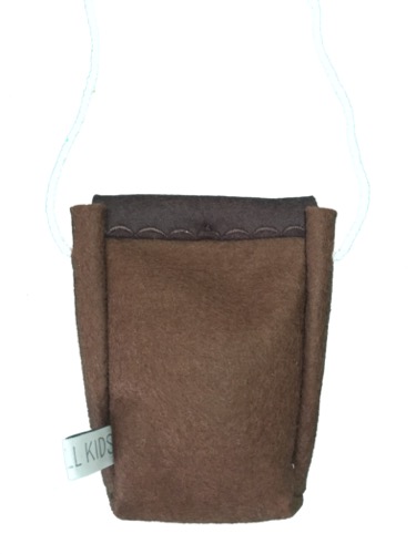 FaceToFace tasje handgemaakt wolvilt Lotta